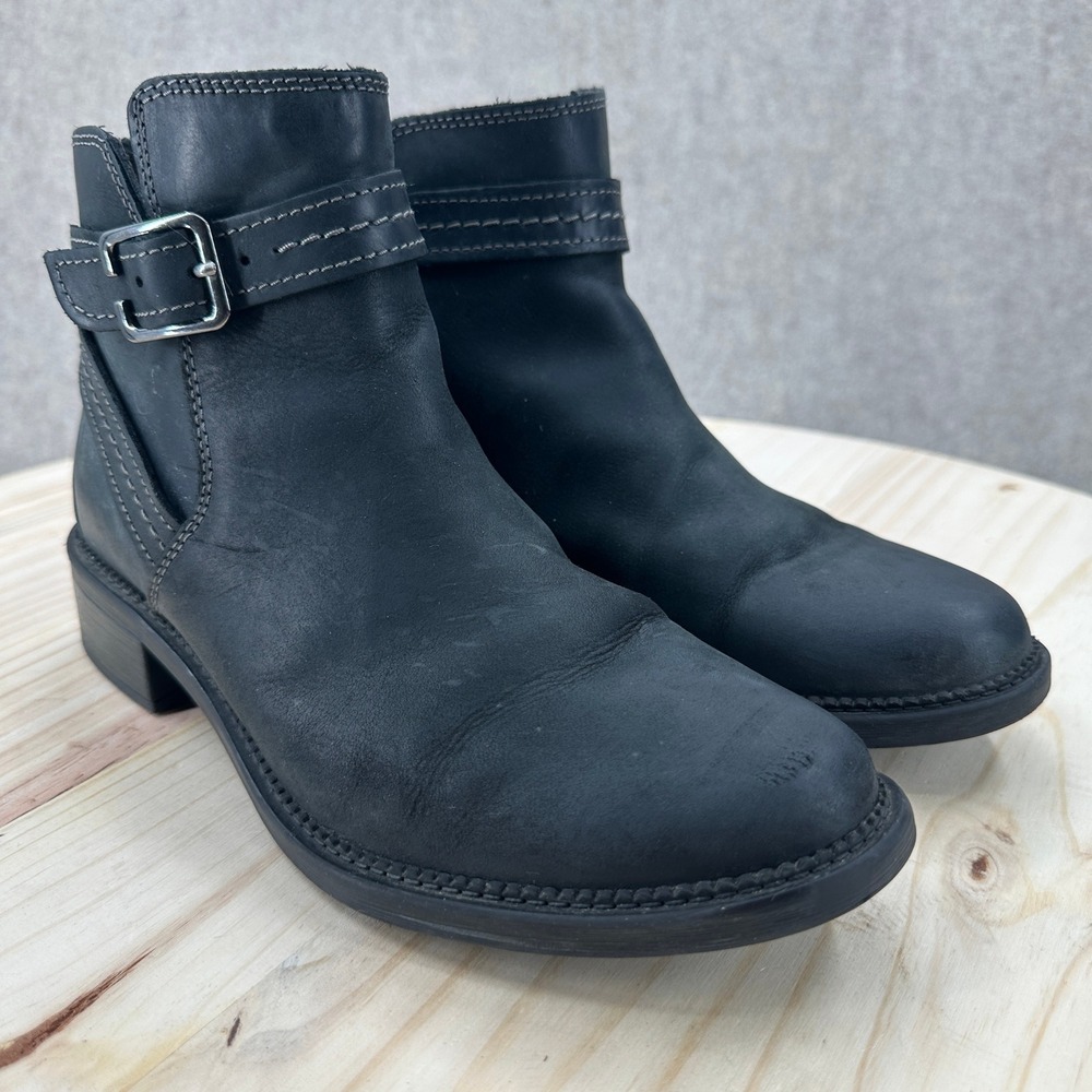 Clarks Maye Ankle Boots 8.5 Charcoal Leather Buckle Zip Comfort Nubuck Leather - Picture 7 of 14